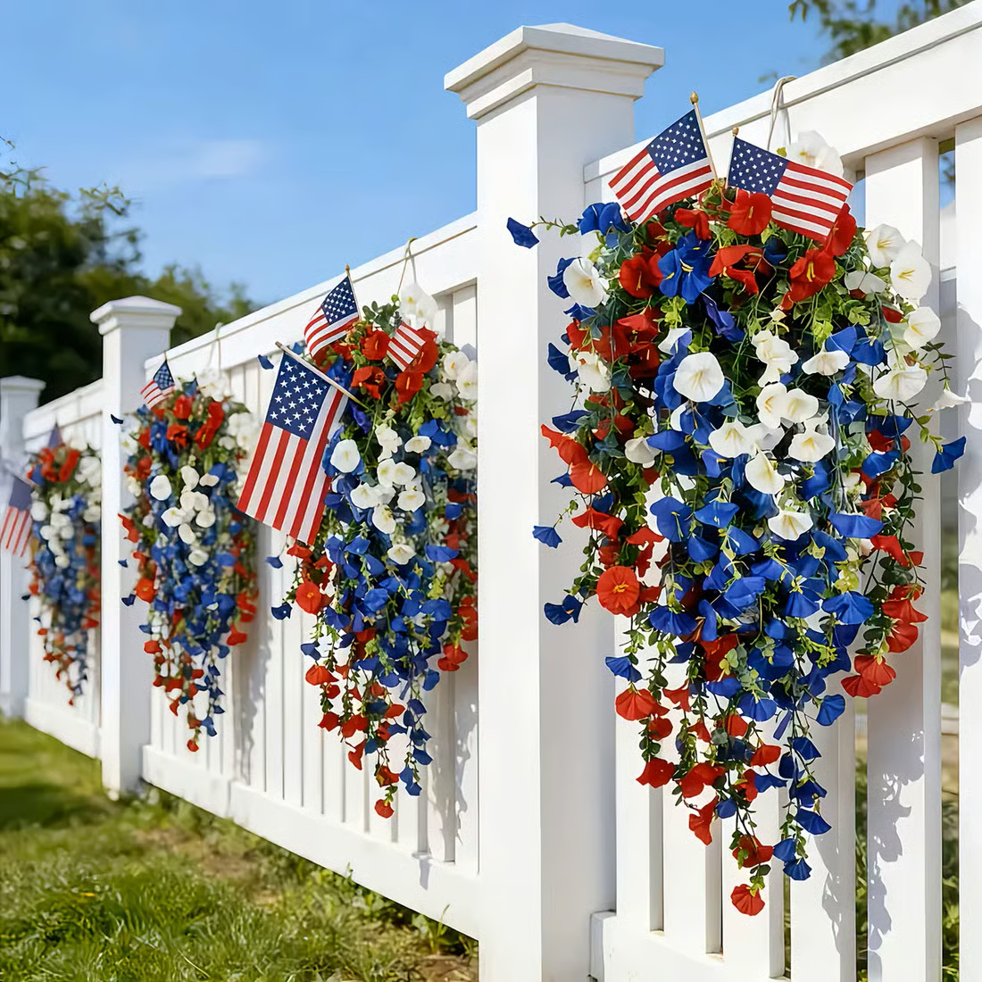 ✨✨ Celebrate America’s 250th Anniversary with Patriotic Hanging Flower Baskets